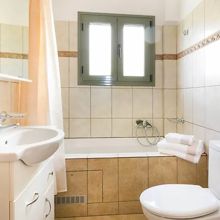 Sarlata Spacious Villa Metaxáta
